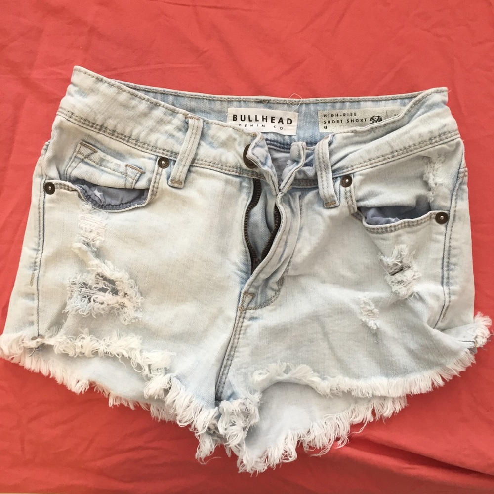 Bullhead high rise jean shorts