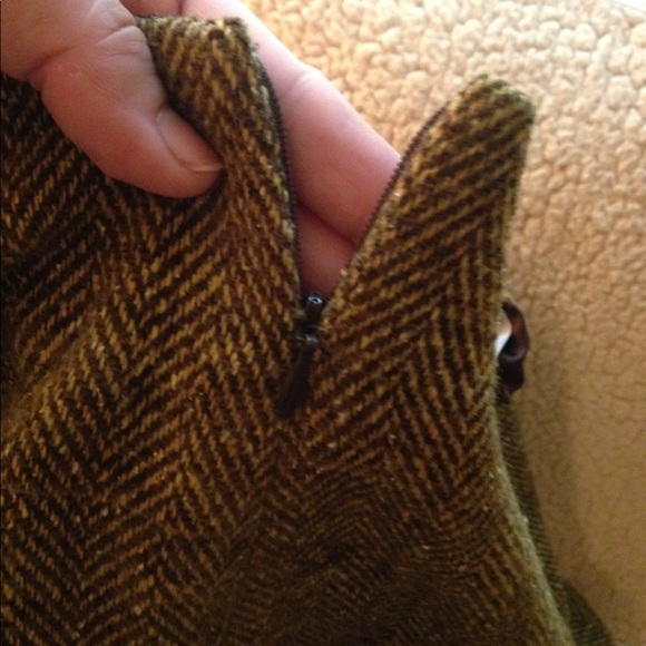 NWOT Noticeable Wool Skirt - Picture 5 of 6