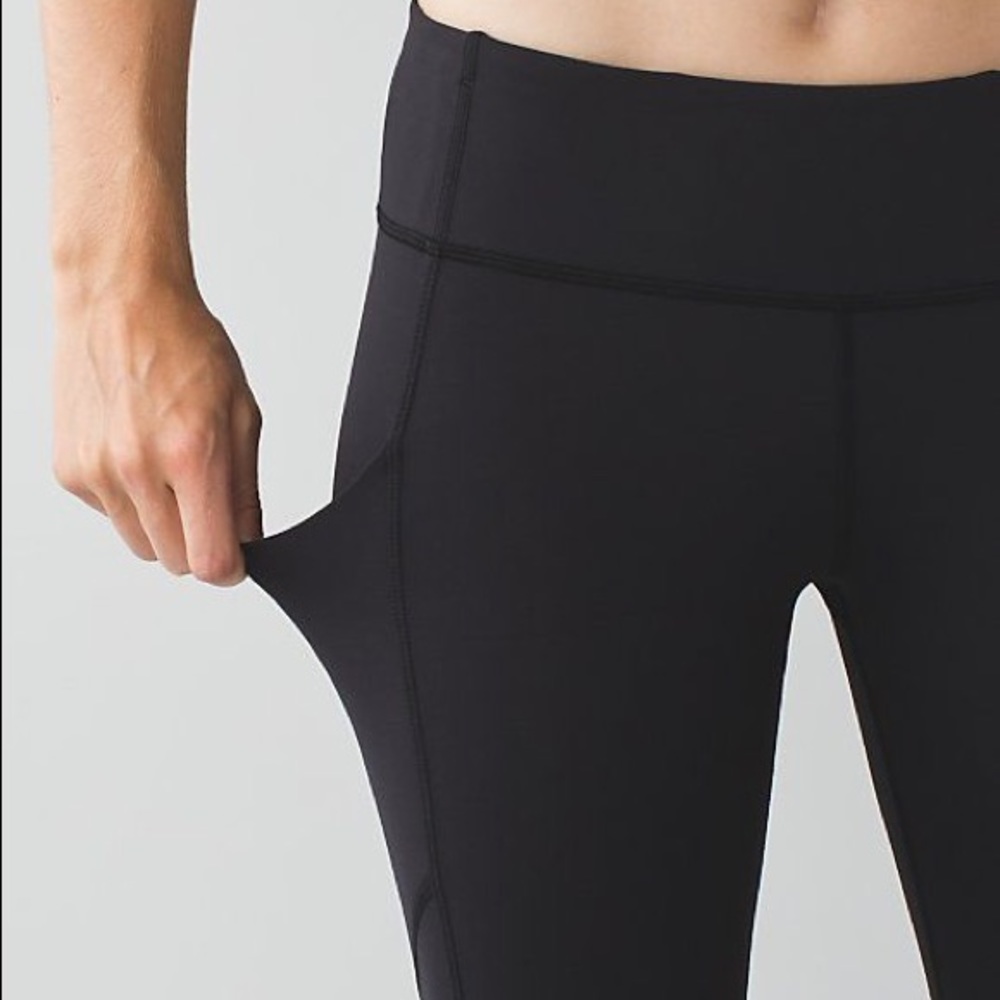 Lululemon 7/8 leggings with pockets