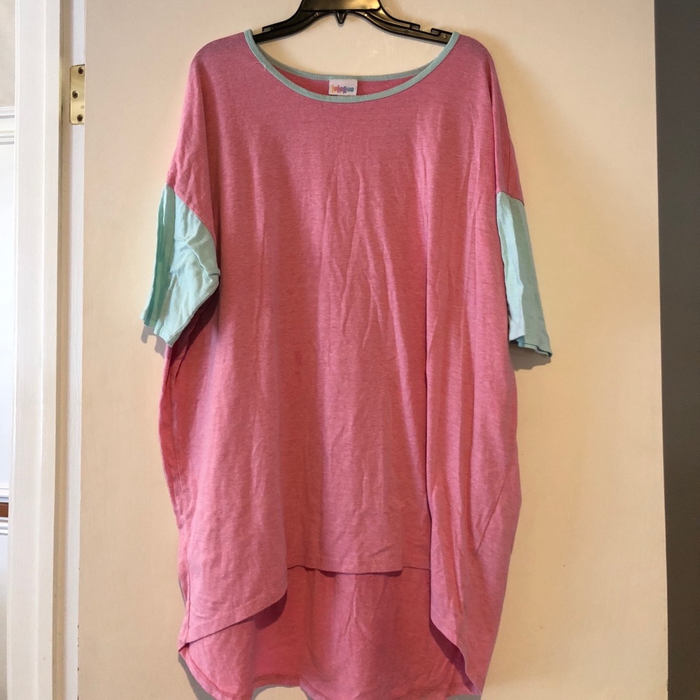 🦄LuLaRoe Irma🦄