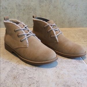 NWB Faux Fur Lined Booties