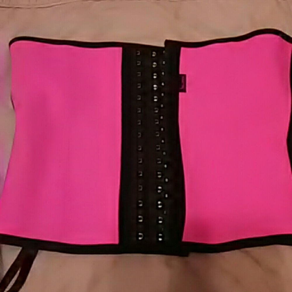 Hot pink dilanni waist trainer size medium