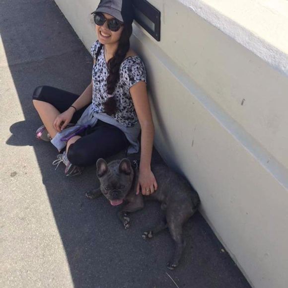 Meet Your Posher, Siera - Picture 3 of 8