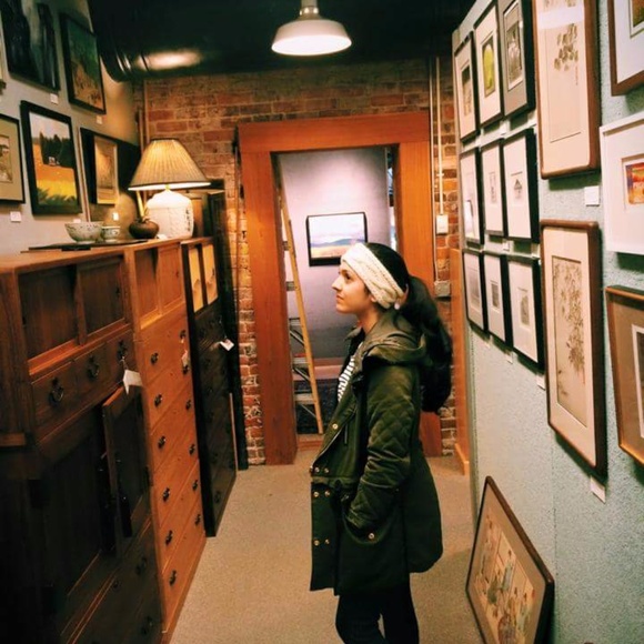 Meet Your Posher, Siera - Picture 5 of 8