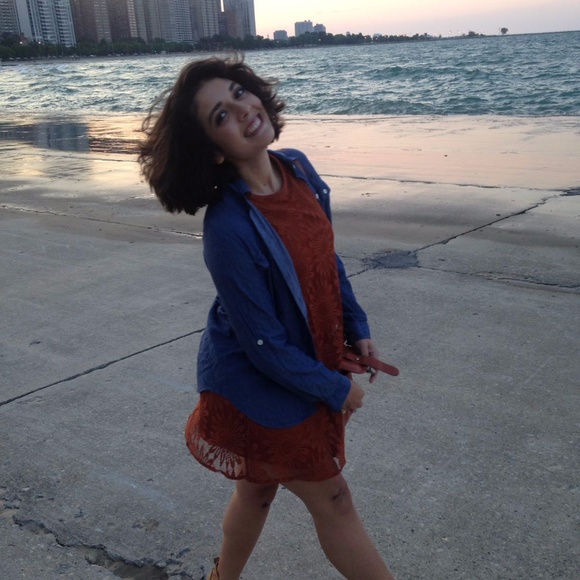 Meet Your Posher, Siera - Picture 2 of 8