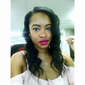 Meet your Posher, Dominga