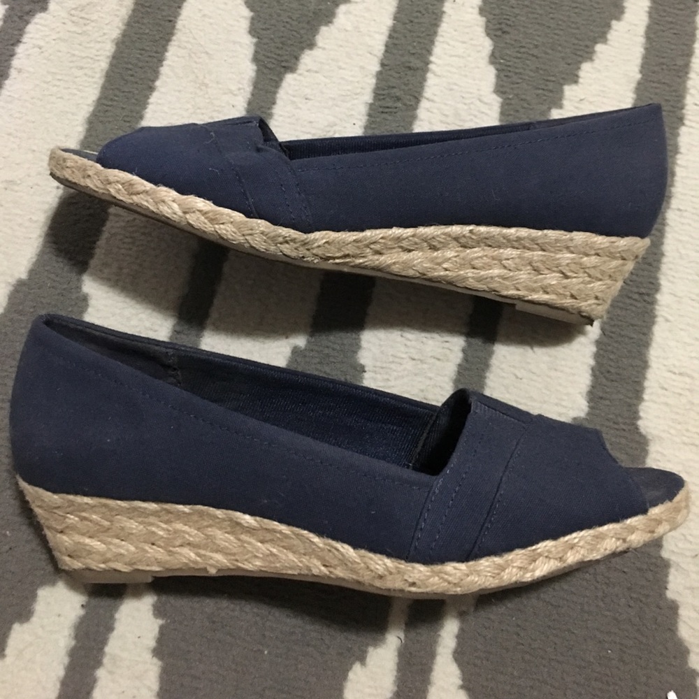 Navy Life Stride Wedges