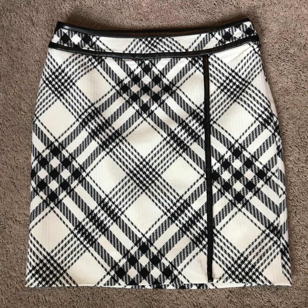 White House Black Market Plaid Skirt