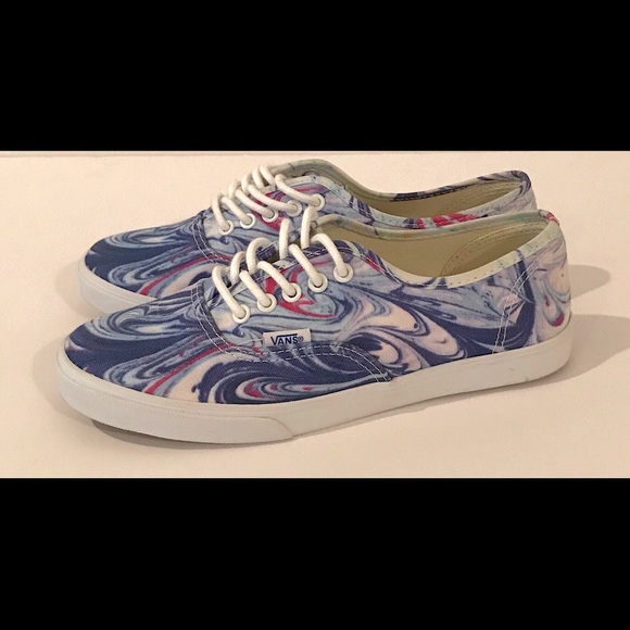 Vans Shoes - 🆕 Vans Authentic Lo Pro Shoes