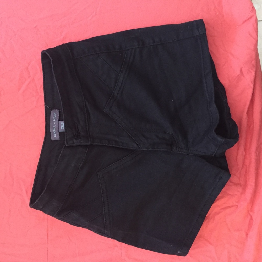 Black kendall and kylie high rise shorts
