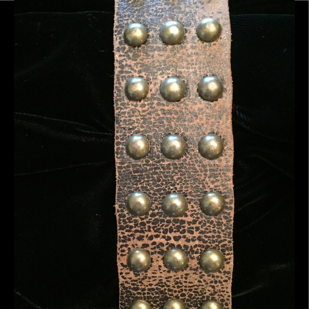 Gifted not for sale! Leather Brass Buckle Belt - Picture 3 of 5