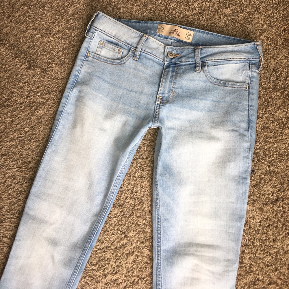 ❌SOLD❌ Hollister light wash Jeggings