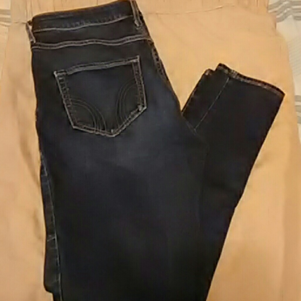 Hollister highrise crop skinny jeans dark rinse