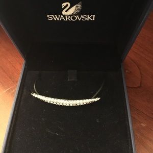 Swarovski banana bar necklace