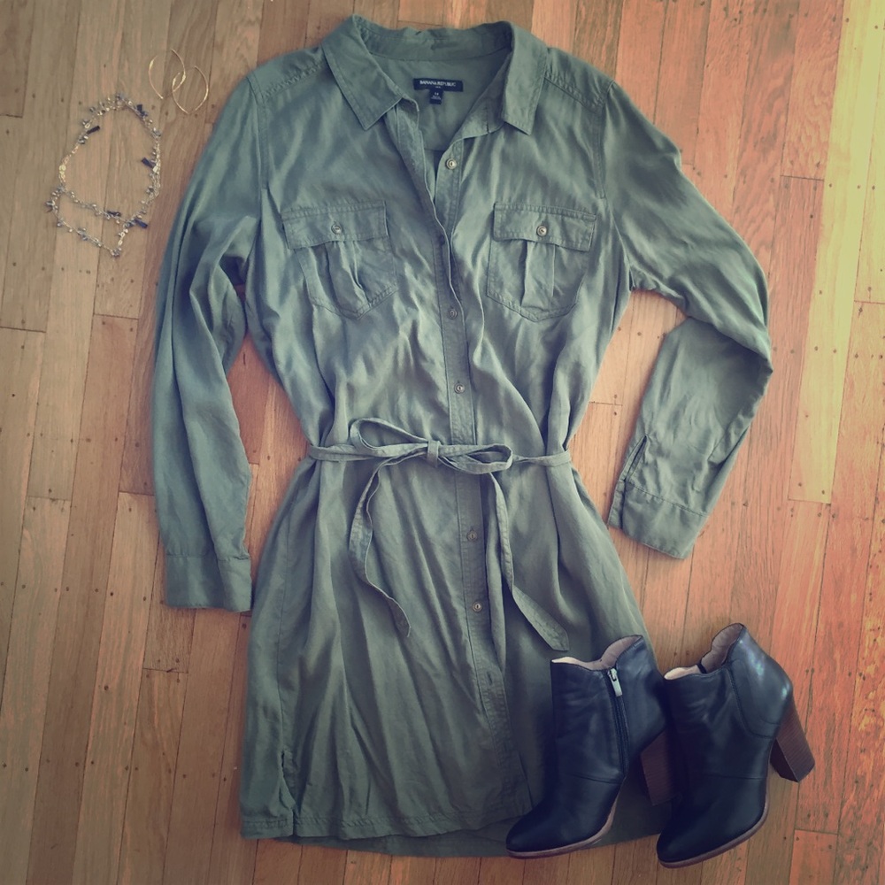 Banana Republic Dress