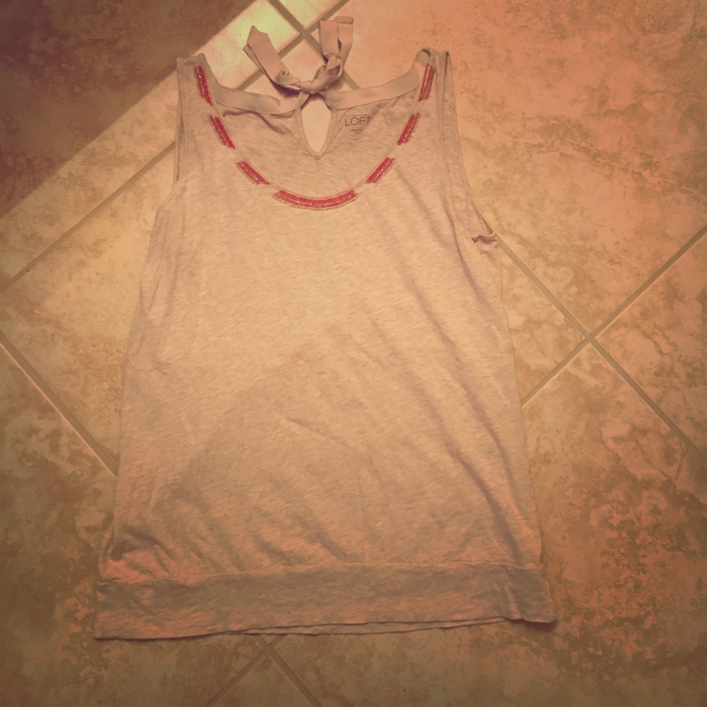 Beige top - Picture 2 of 3