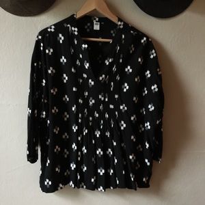 Old navy blouse