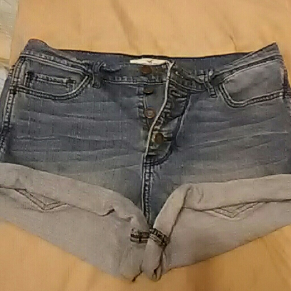 Hollister shorts high rise