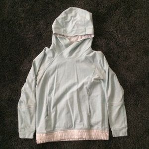 Super cute Lululemon sweatshirt!