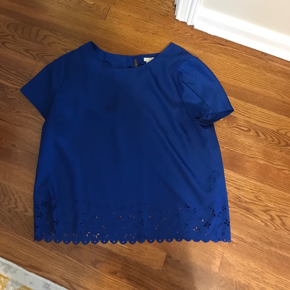 Jcrew shirt sleeve blouse with cut outs on bottom