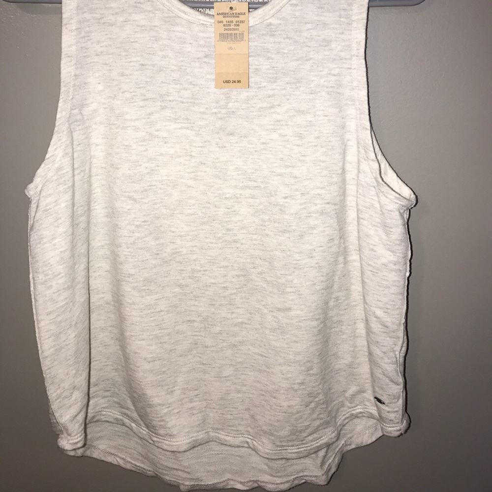 American Eagle White tank top Size LARGE