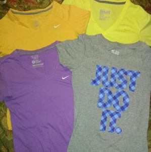 4 nike t shirts bundle xs-s