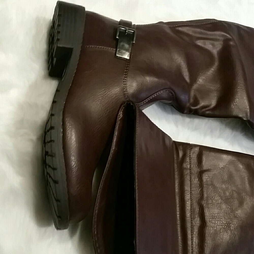 Burgundy Riding Boots - Picture 3 of 4