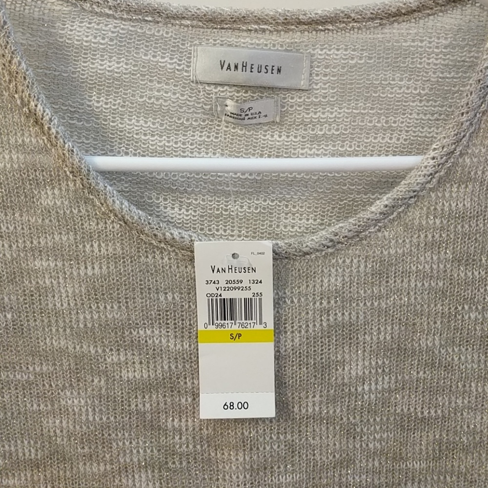 NWT Metallic sparkly sweater - Picture 7 of 7