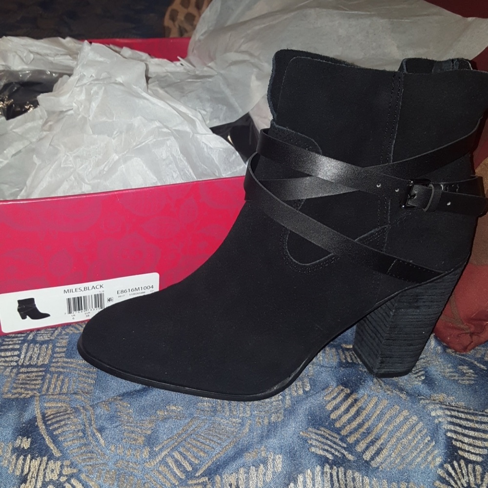 Carlos Santana Black Ankle Bootie