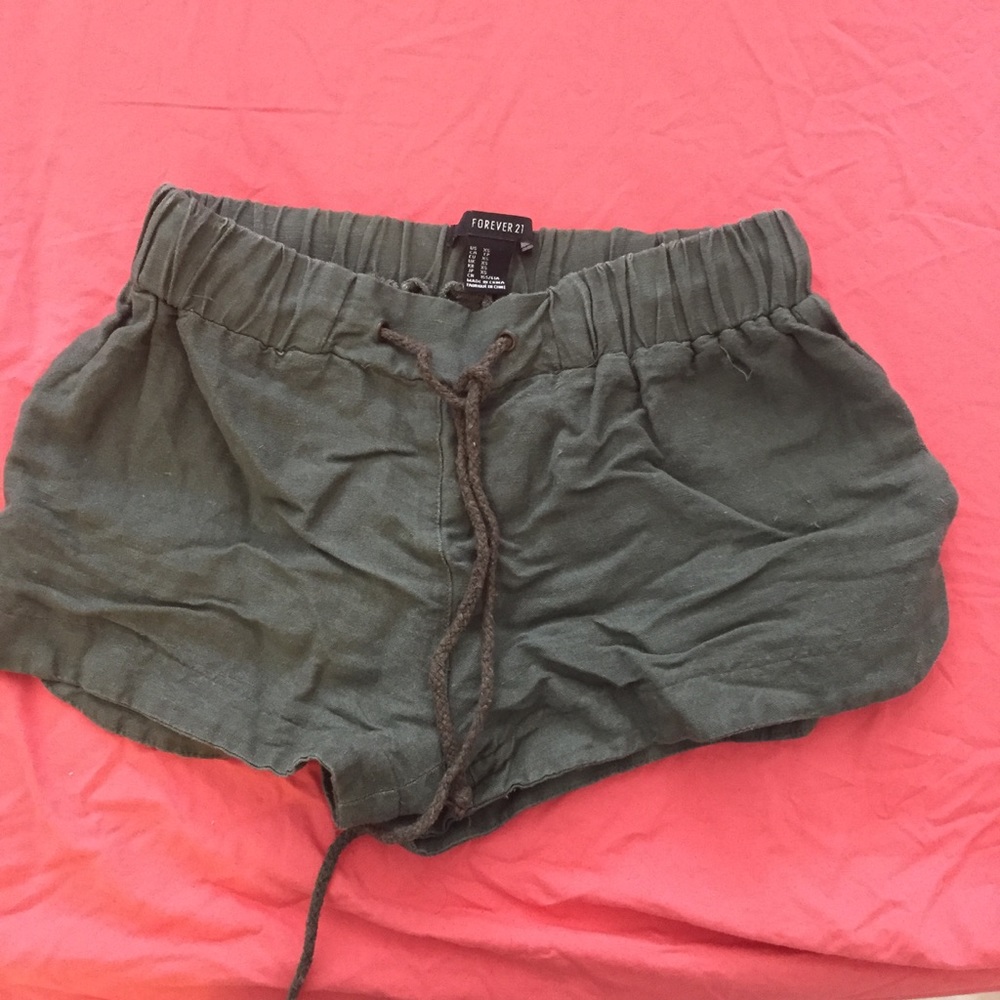 Olive flowy shorts