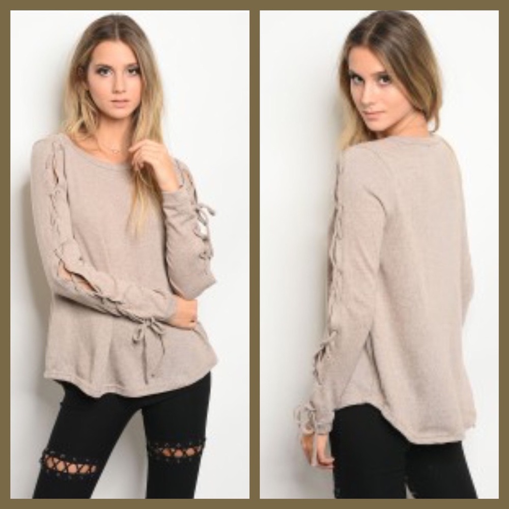 ✨LACE UP SLEEVE TAUPE TOP-NEW-S-M-L✨ - Picture 4 of 7