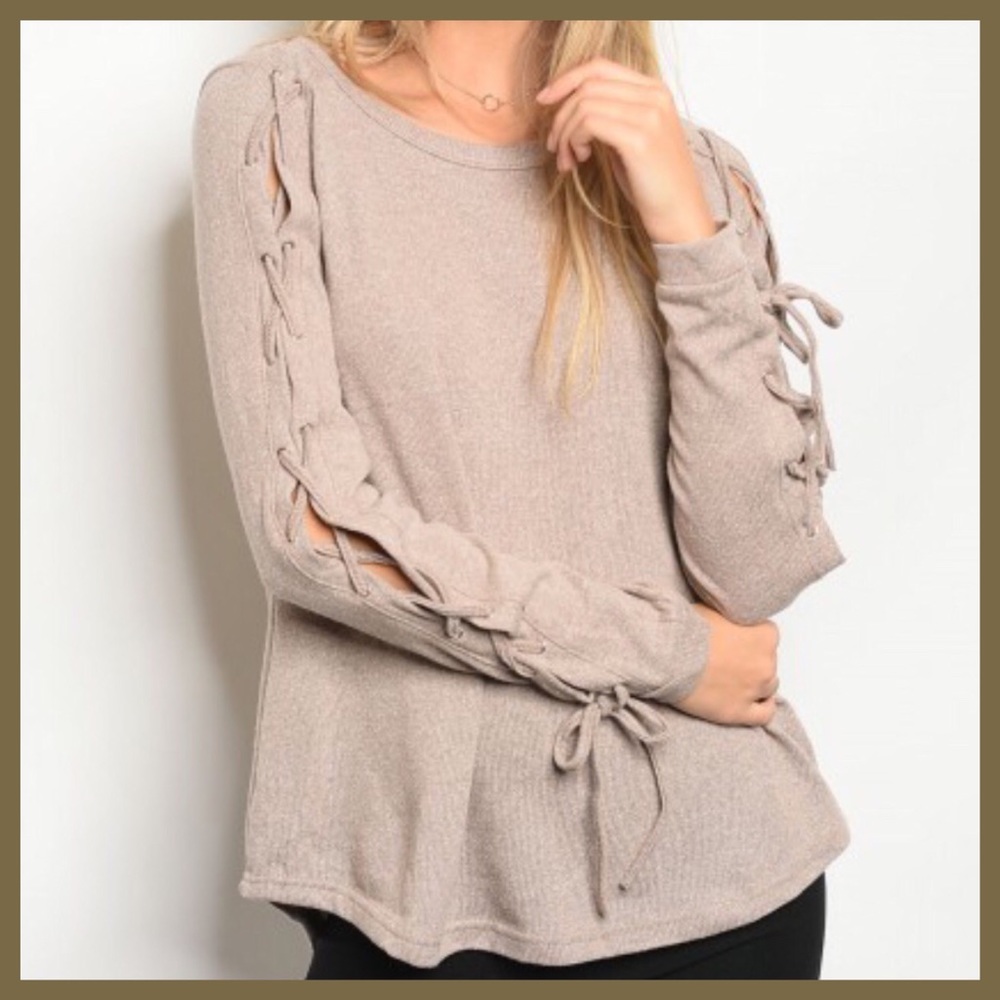 ✨LACE UP SLEEVE TAUPE TOP-NEW-S-M-L✨ - Picture 5 of 7