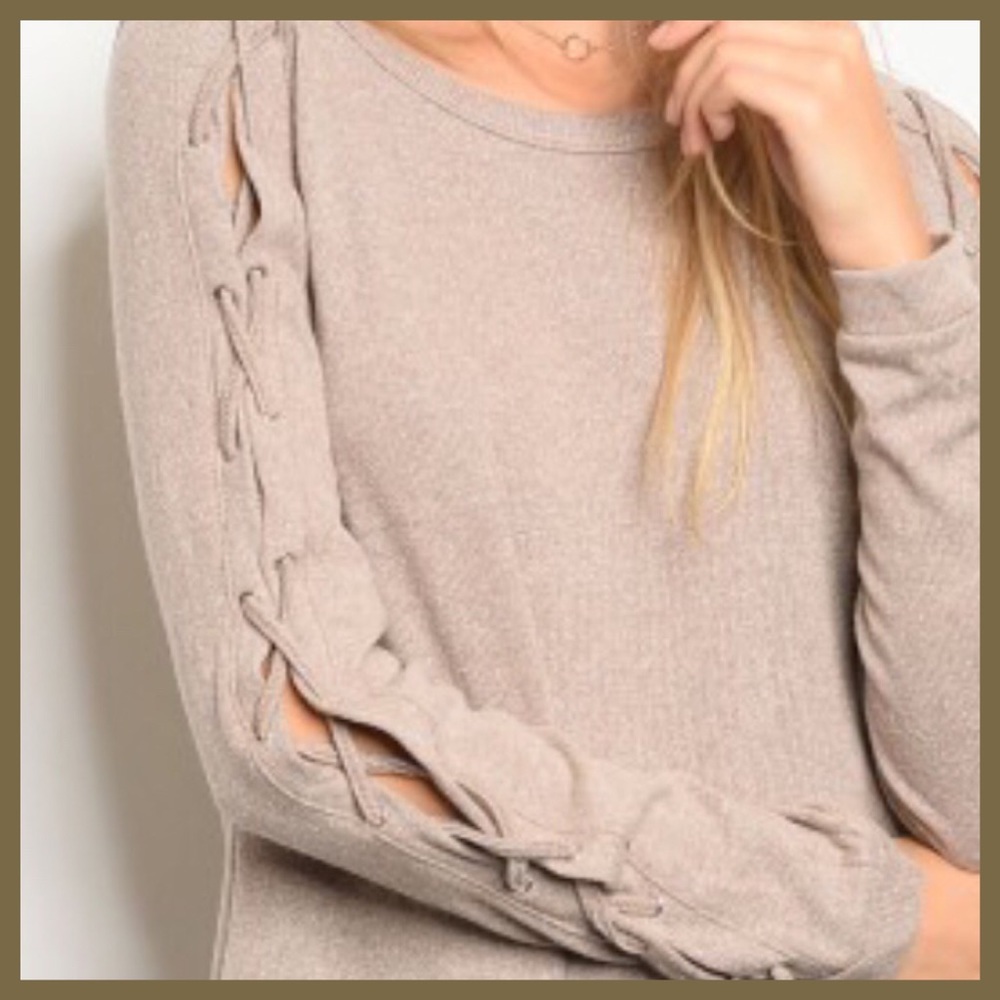 ✨LACE UP SLEEVE TAUPE TOP-NEW-S-M-L✨ - Picture 6 of 7