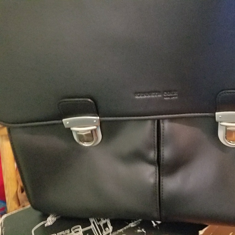 kenneth Cole leather portfolio computer case
