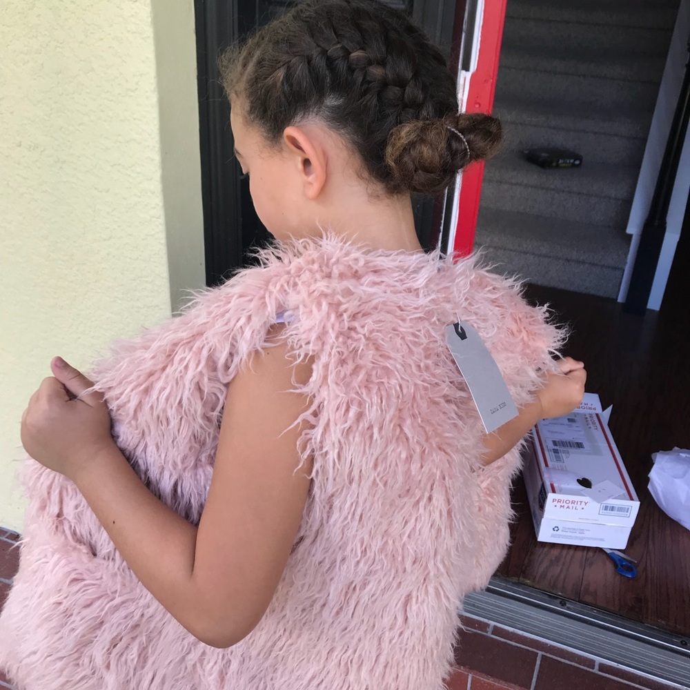 Jayde - Picture 2 of 2