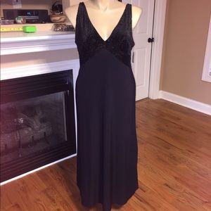 Ambrielle sleep wear