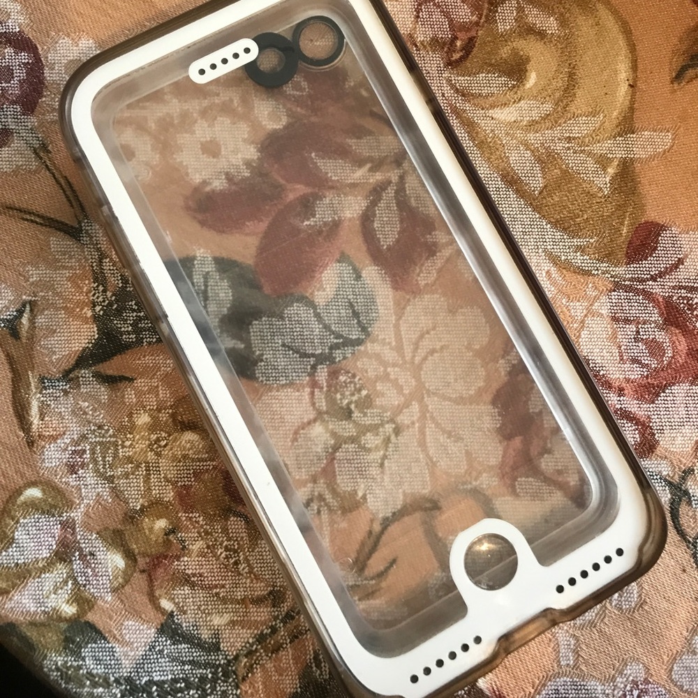 Water proof case for the iPhone 6/7
