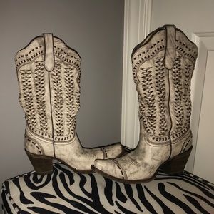 🔴PRICE DROP🔴 Women’s Corral boots