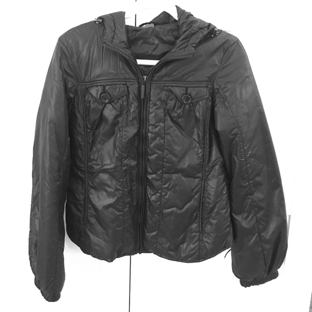 Light-weight jacket