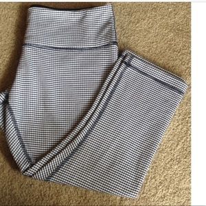 Lululemon Inkwell Gingham Wunder Under Crops