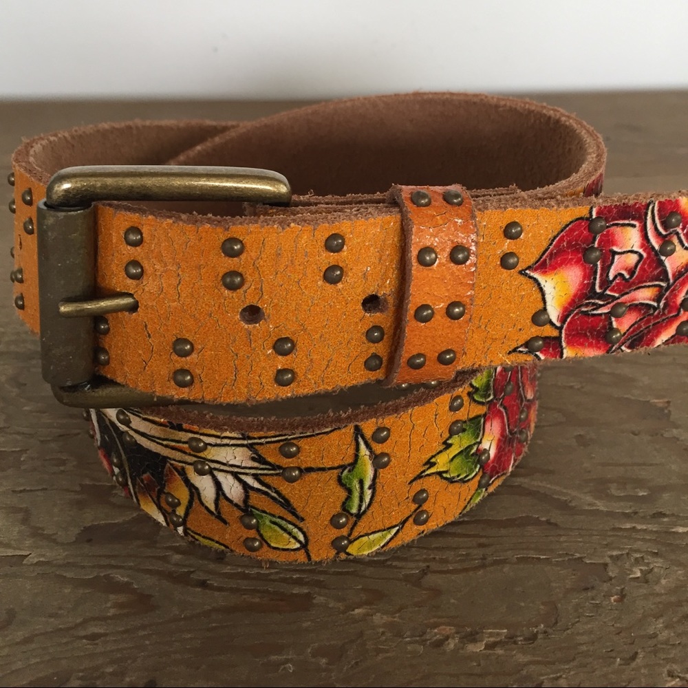 Nordstrom exclusive Ed Hardy genuine cracked leather belt