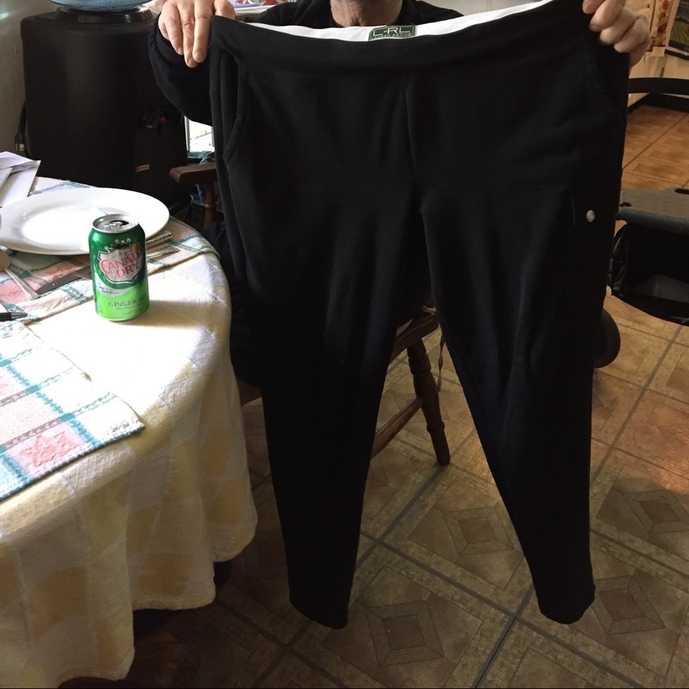 Soft fitted black pants