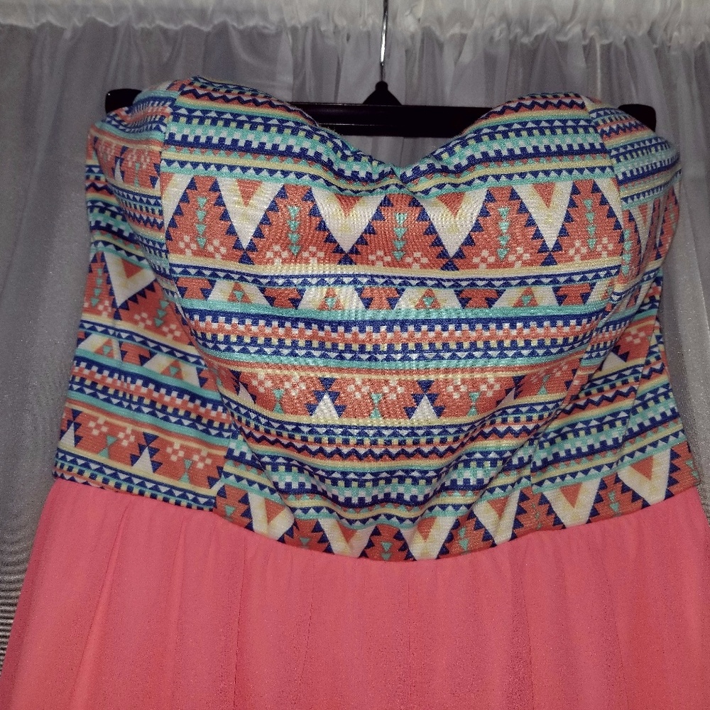 Boutique Dress: Tribal Print Chiffon Bottom Maxi - Picture 3 of 6