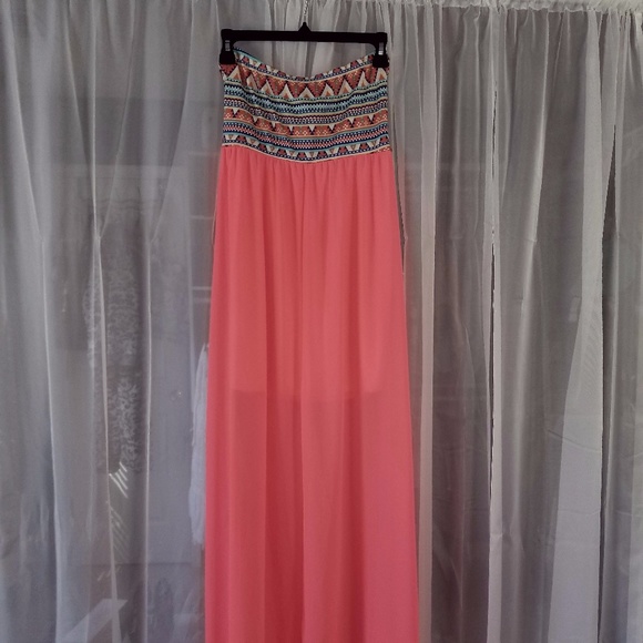 Boutique Dress: Tribal Print Chiffon Bottom Maxi - Picture 5 of 6