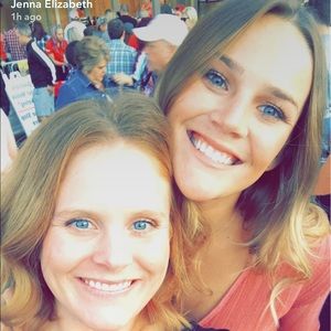 Meet your Posher, Jen