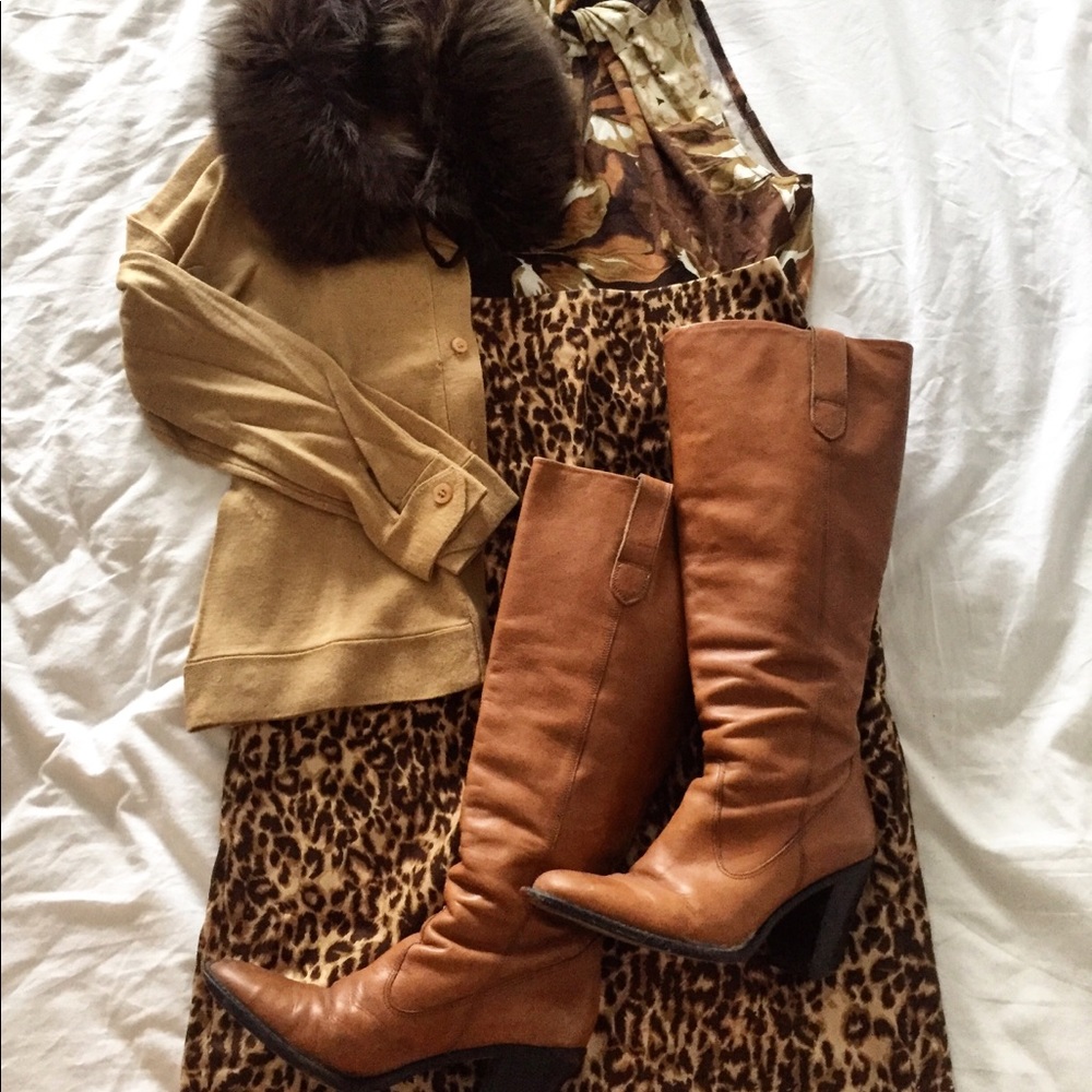 Banana Republic Camel Long Boots size6