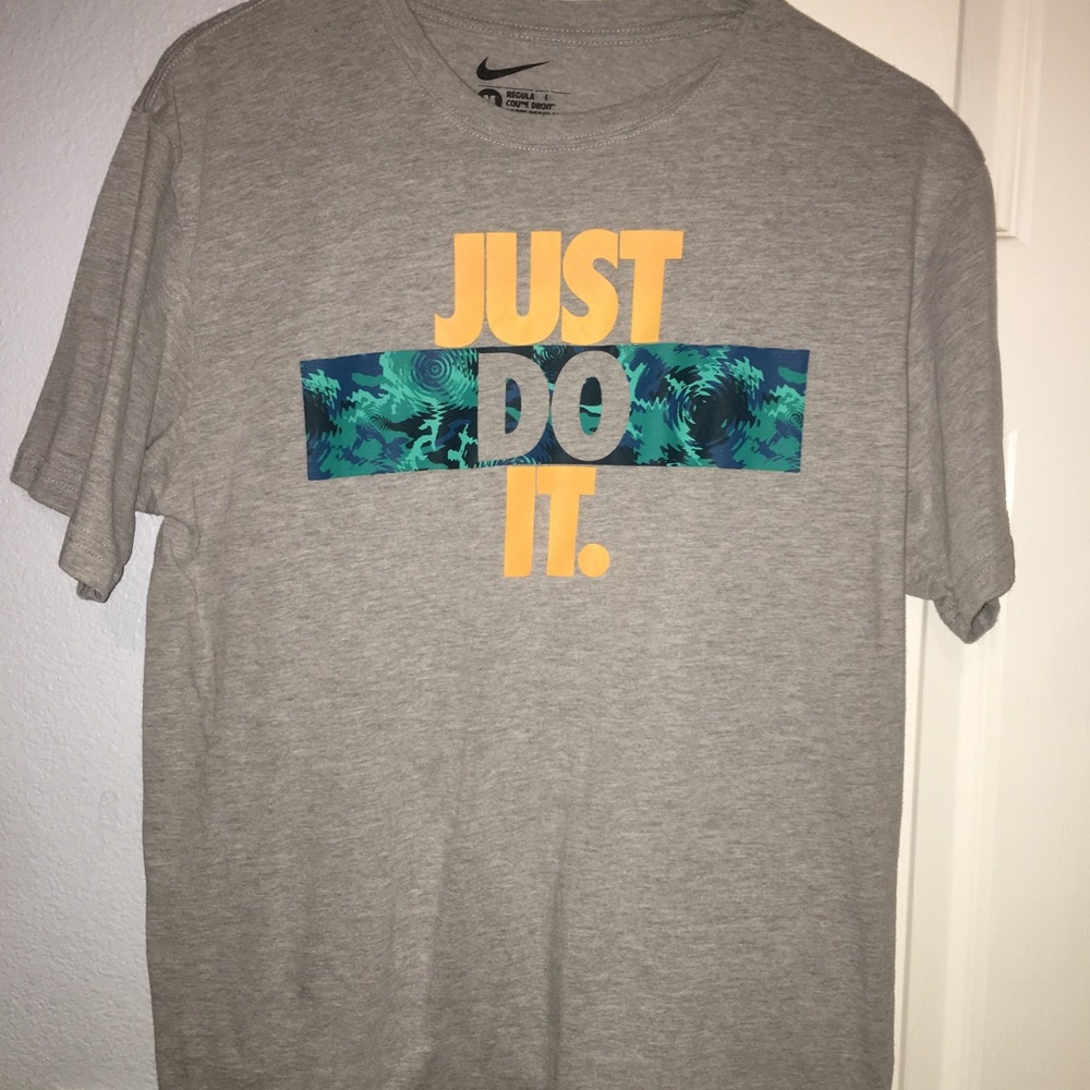 Nike shirt