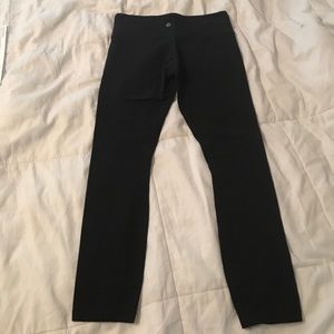 Lululemon wunder under