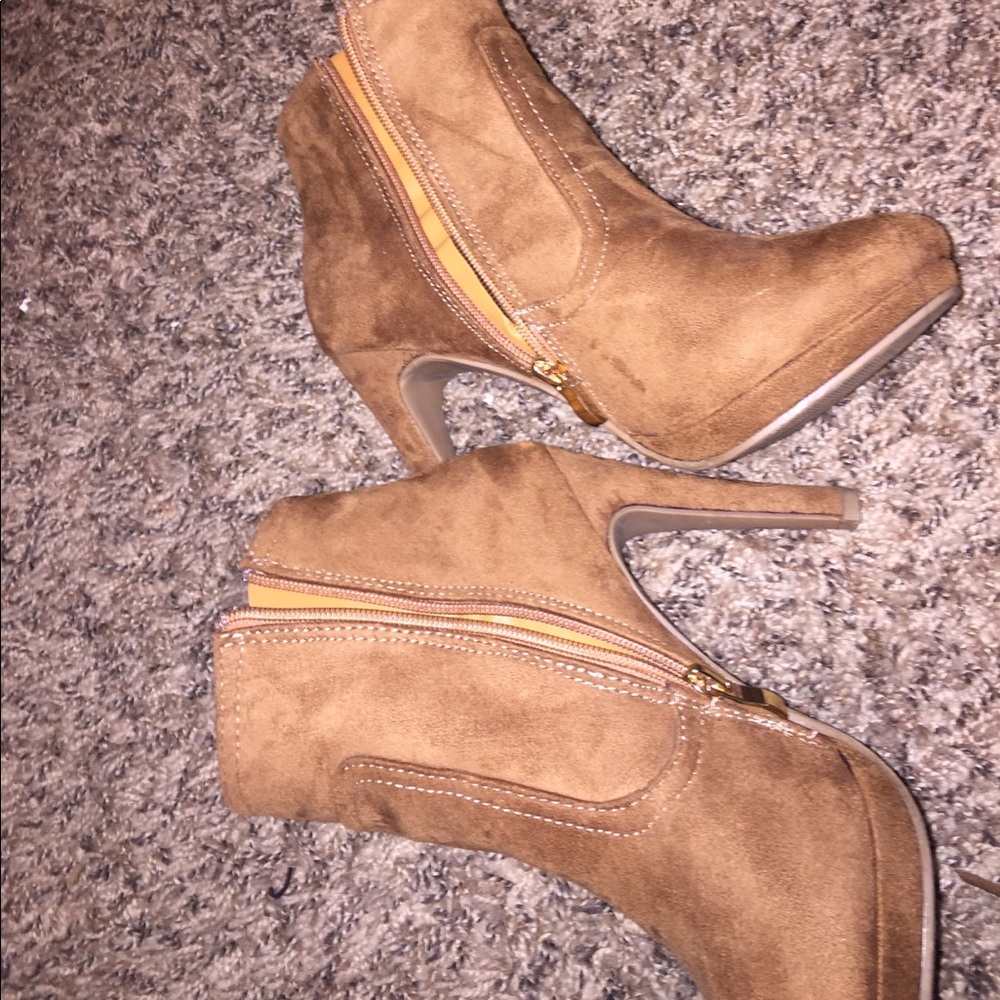 Ankle boots - Picture 4 of 5