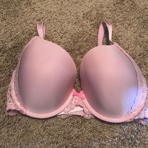 Victoria’s Secret 34DD